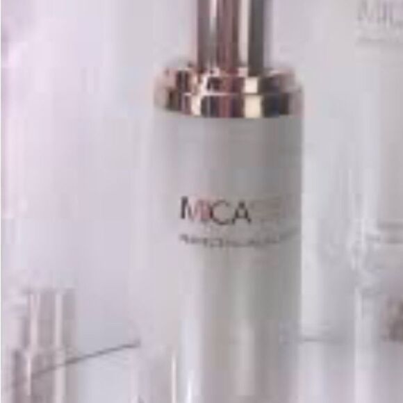 NIB 80.00 MICA BEAUTY COSMETICS ROSE GOLD PERFECTING FACIAL SERUM - Picture 3 of 4